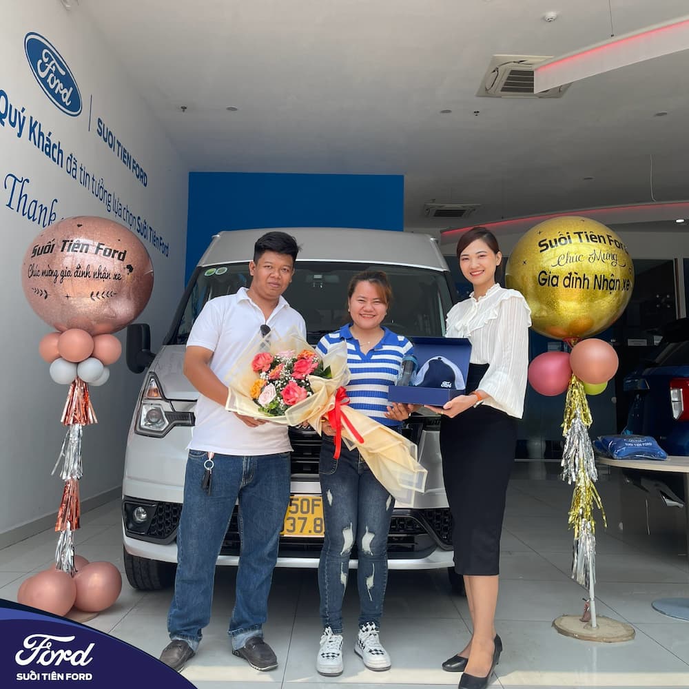 Hình ảnh giao xe Ford đến Quý Khách hàng 1