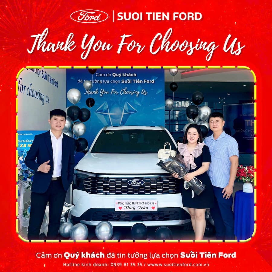 QUÝ KHÁCH HÀNG NHẬN XE MỚI 05