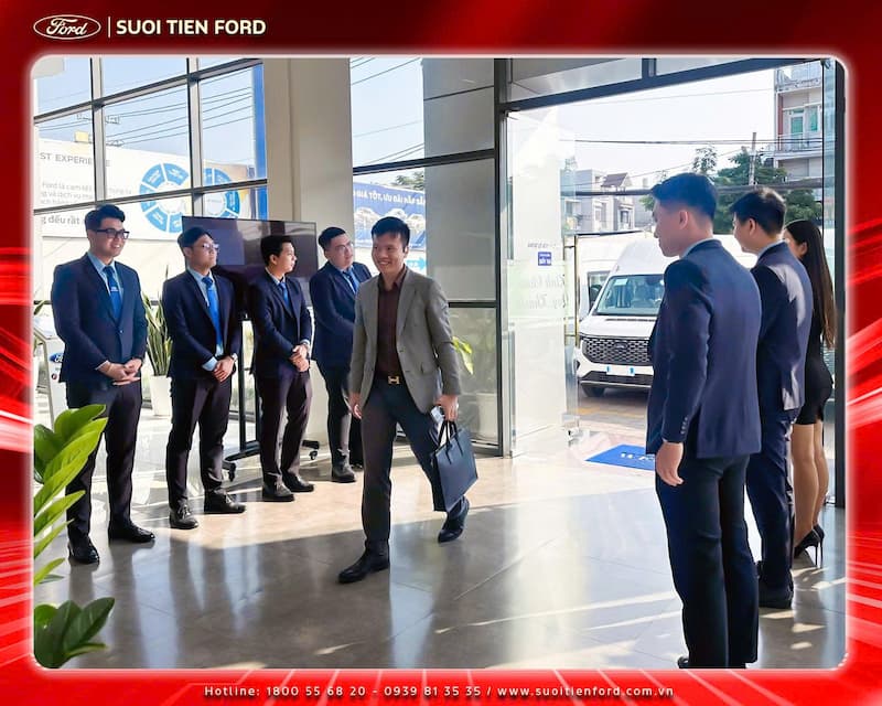 Vinh dự đón tiếp Ban Lãnh đạo Ford VN 5