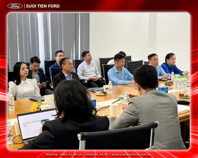 Vinh dự đón tiếp Ban Lãnh đạo Ford VN 8