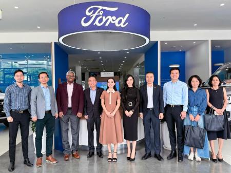 SUỐI TIÊN FORD VINH DỰ ĐÓN TIẾP BAN LÃNH ĐẠO FORD VIỆT NAM